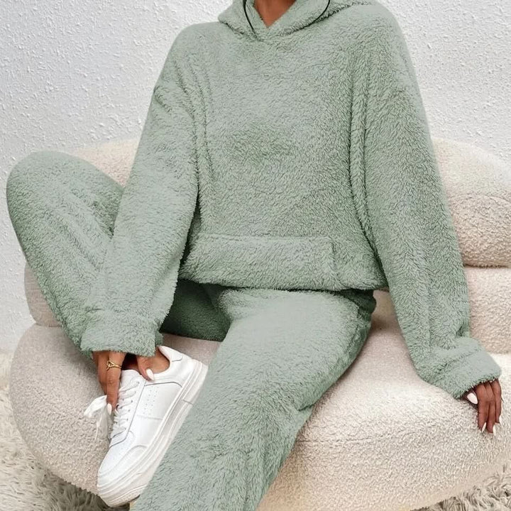 Two-piece teddy fleece lounge set with a hooded top - product photo 3