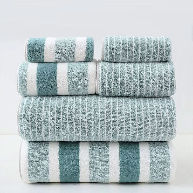 Ultra-soft absorbent bath towels folded - product photo 13