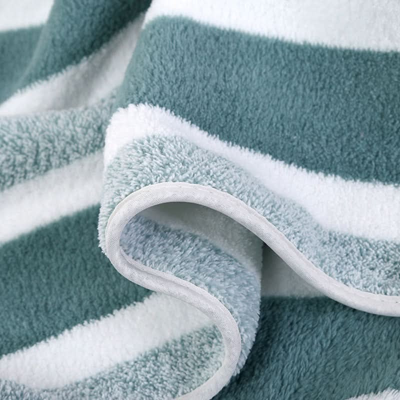 Ultra-soft absorbent bath towels folded - product photo 6