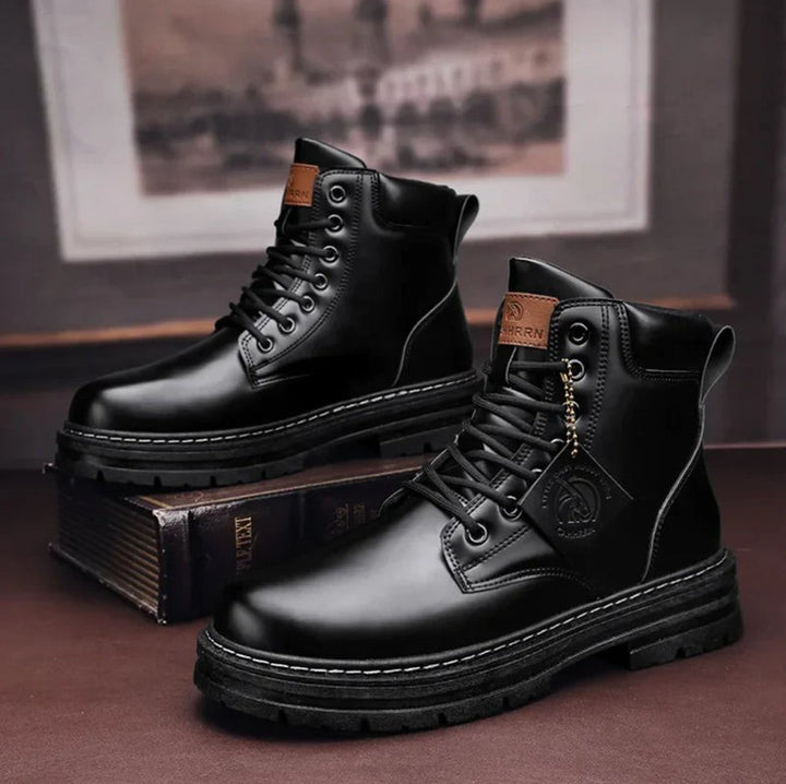 Waterproof men's lace-up boots - product photo 2