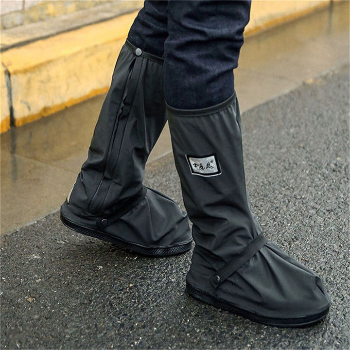 Waterproof shoe covers with a zip closure over shoes - product photo 3