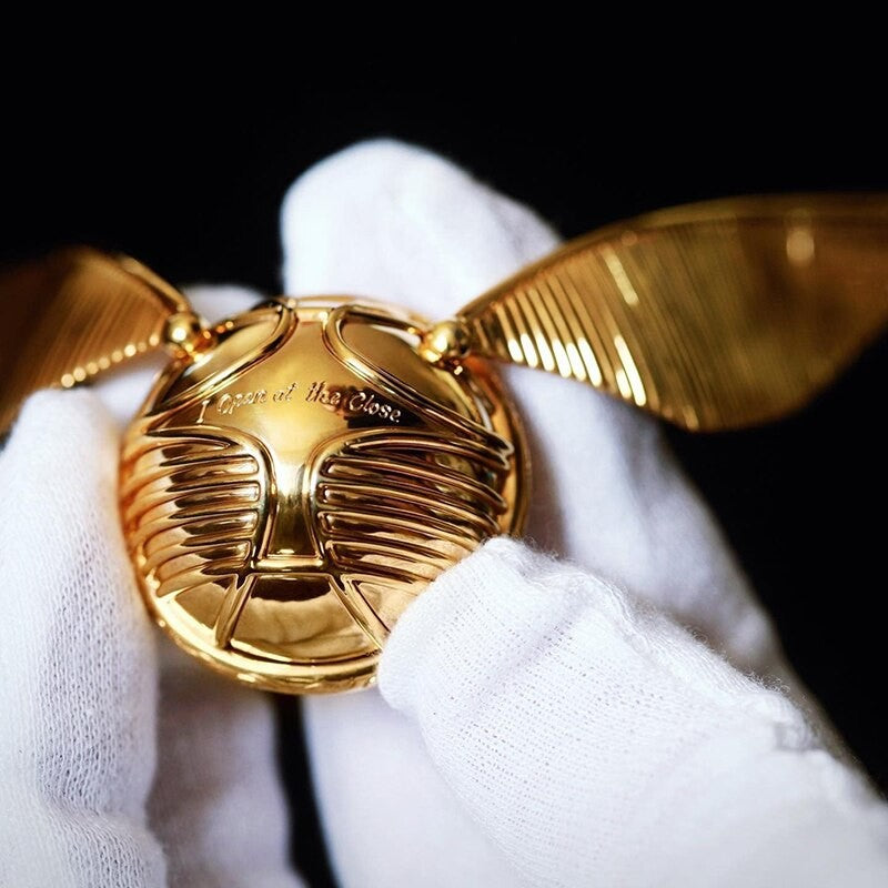 Winged orb ring box with a moving mechanism - product photo 5