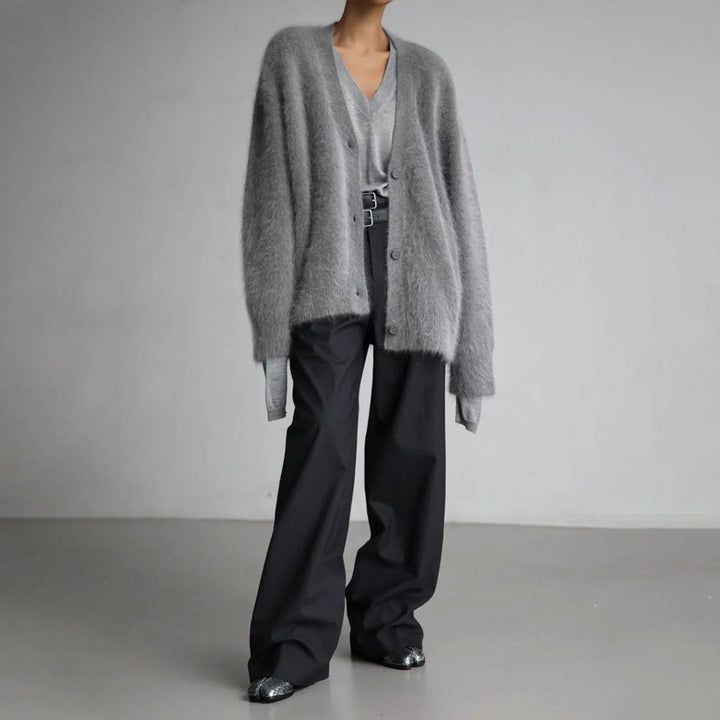 Women's cashmere-blend sweater in a neutral shade - product photo 3