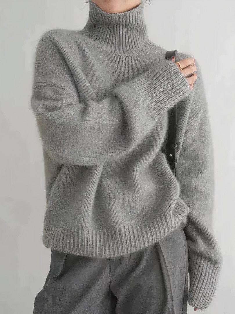 Women's cashmere-blend turtleneck - product photo 2
