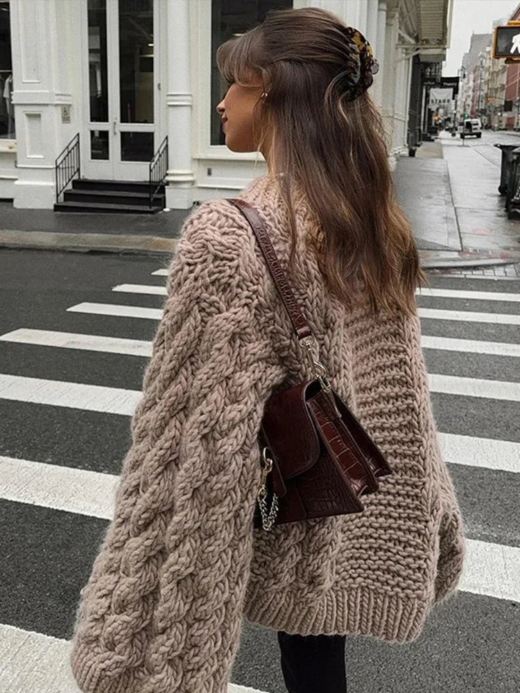 Women's chunky knit sweater - product photo 2