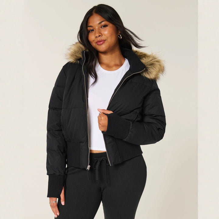 Women's cropped hooded puffer jacket - product photo 4