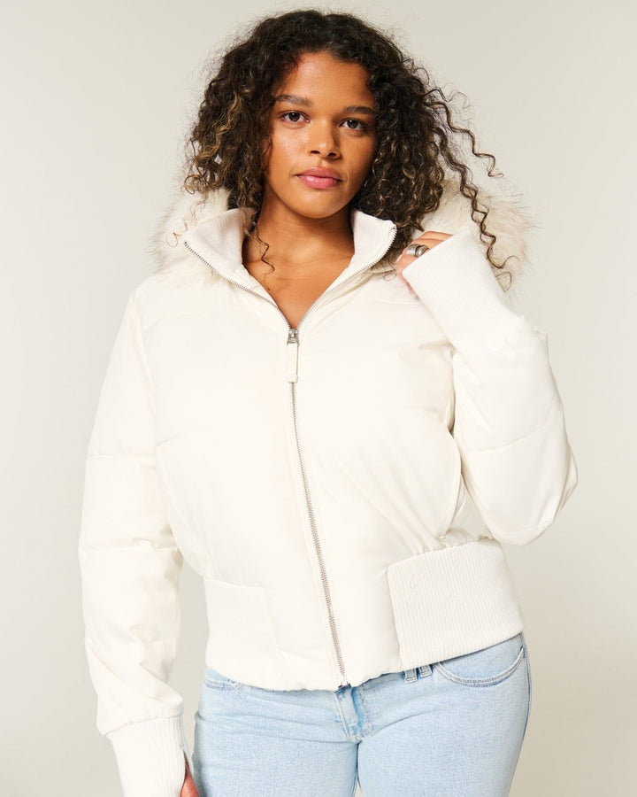 Women's cropped hooded puffer jacket - product photo 5