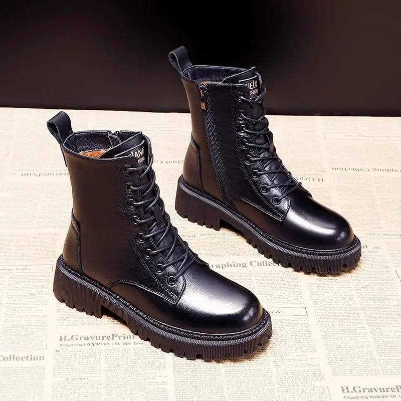 Women's fur-lined black winter boots with a side zip - product photo 4