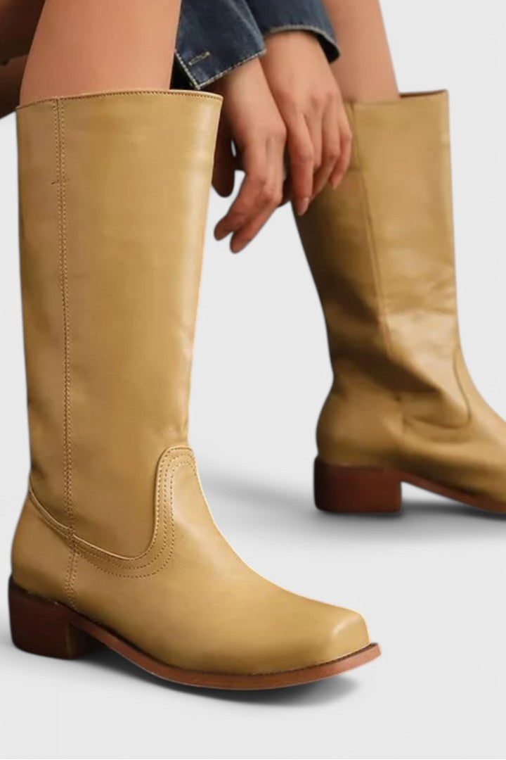 Women's knee-high leather boots with a heel - product photo 2