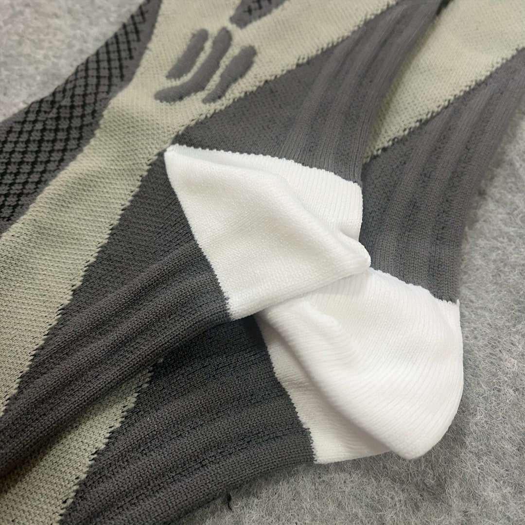 Women's sport socks with light compression - product photo 10
