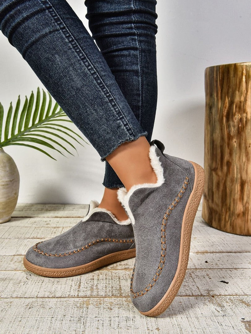 Women's lined slip-on slippers - product photo 1