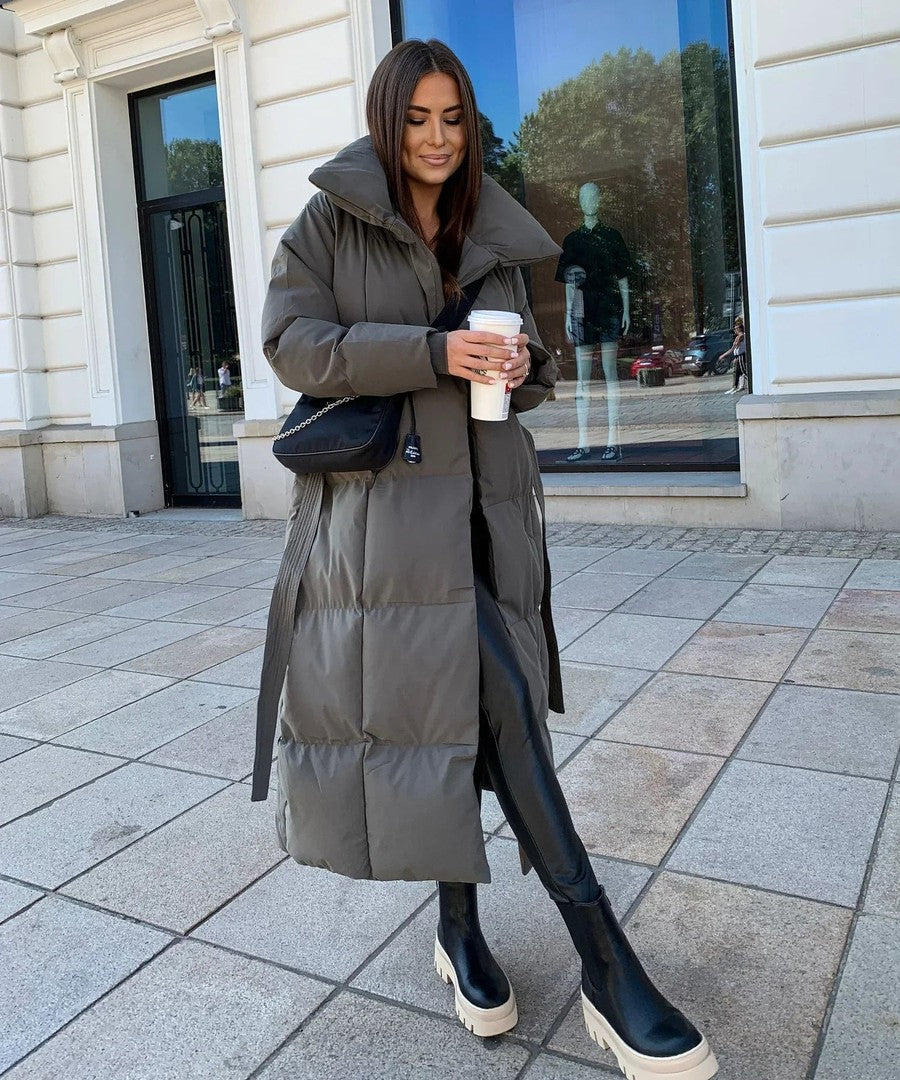 Women's long winter coat with an adjustable waist belt - product photo 5