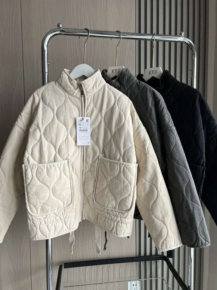 Women's quilted everyday jacket - product photo 11