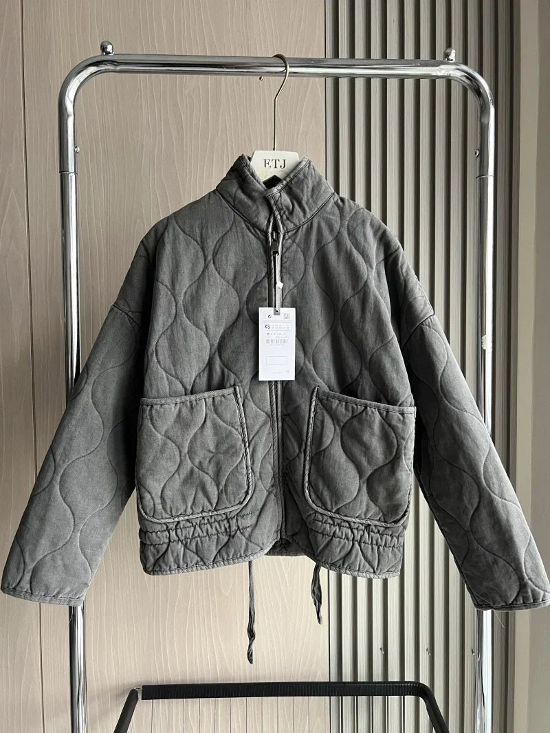 Women's quilted everyday jacket - product photo 8