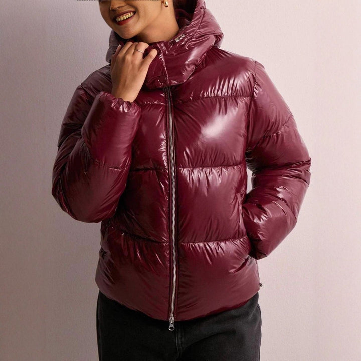 Women's quilted jacket with an adjustable hood - product photo 2
