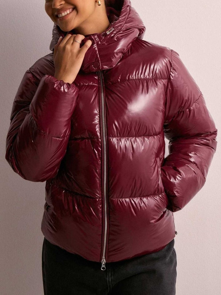 Women's quilted jacket with an adjustable hood - product photo 8