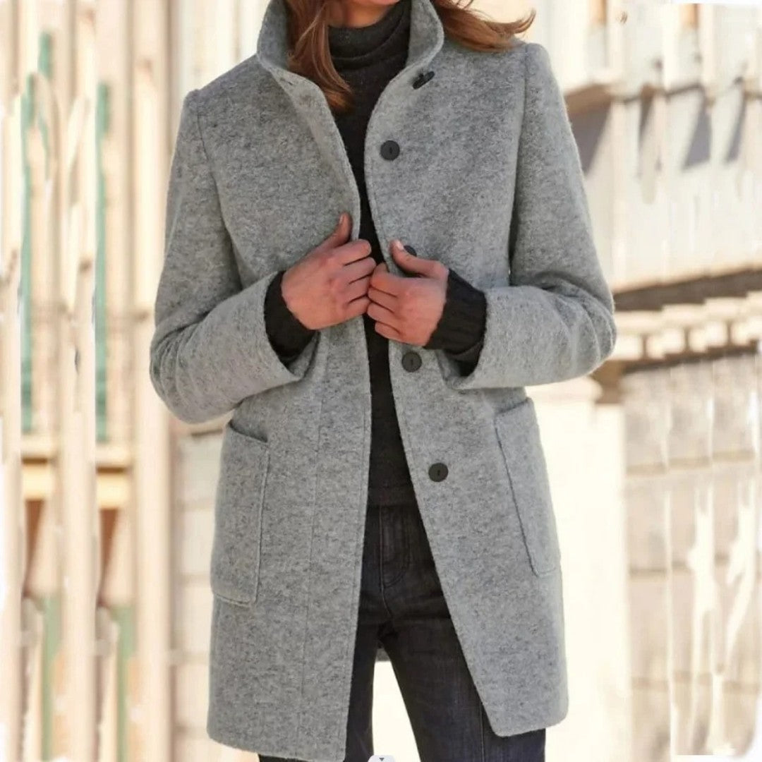 Women's quilted winter coat with a button front - product photo 7