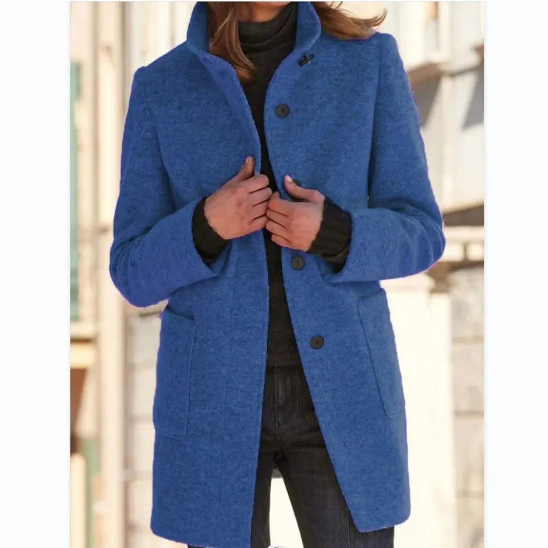 Women's quilted winter coat with a button front - product photo 9