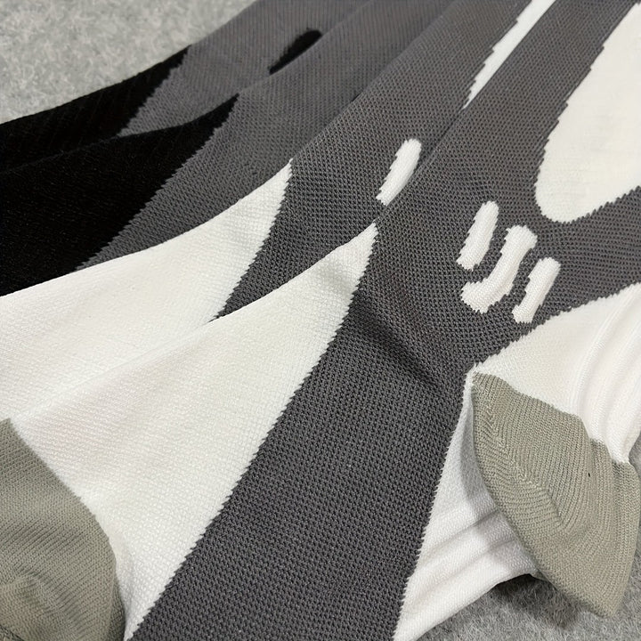 Women's sport socks with light compression - product photo 4