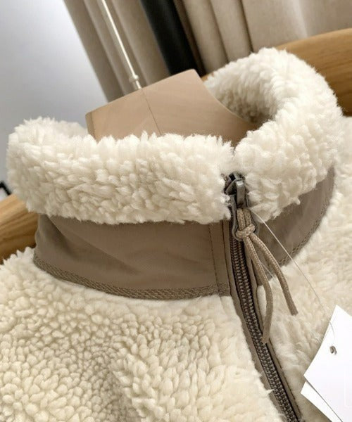 Women's teddy jacket with a high collar - product photo 13