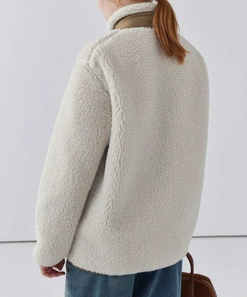 Women's teddy jacket with a high collar - product photo 3